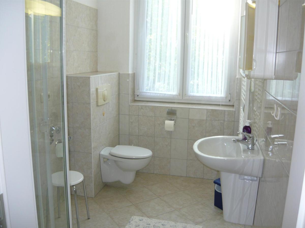 Schoene Wohnung Nossentiner Huette Exterior foto
